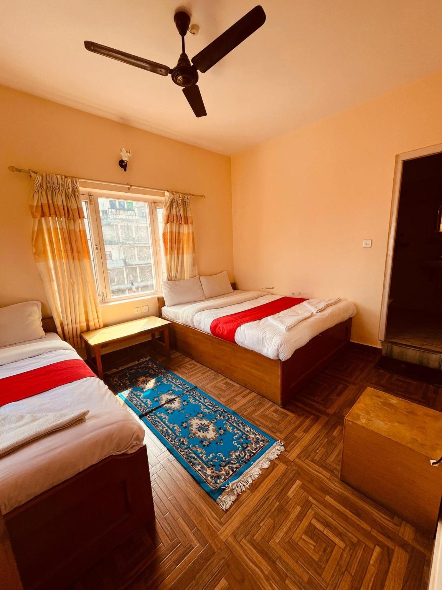 Hotel Global Inn Pókhara Exteriér fotografie